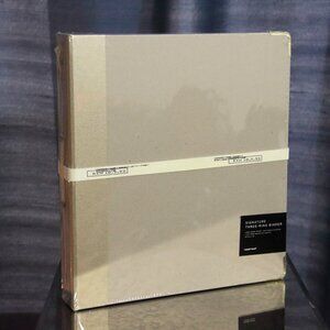 russell+hazel Signature 3-Ring Binder